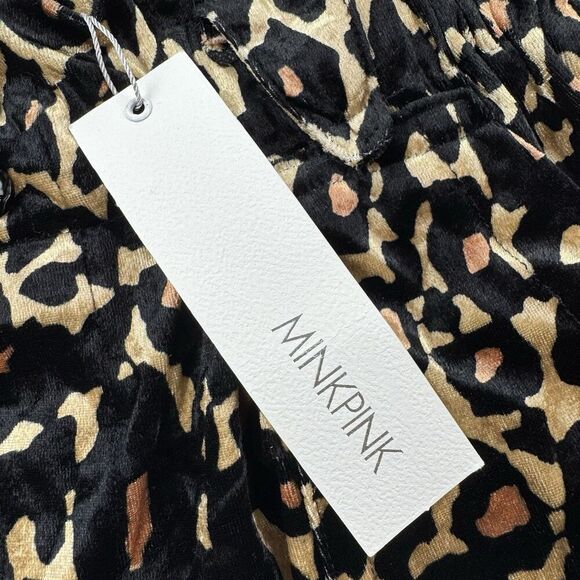 MINKPINK Leopard Velvet Shorts L High Waist Button Front Pockets NWT Animal - Picture 7 of 10